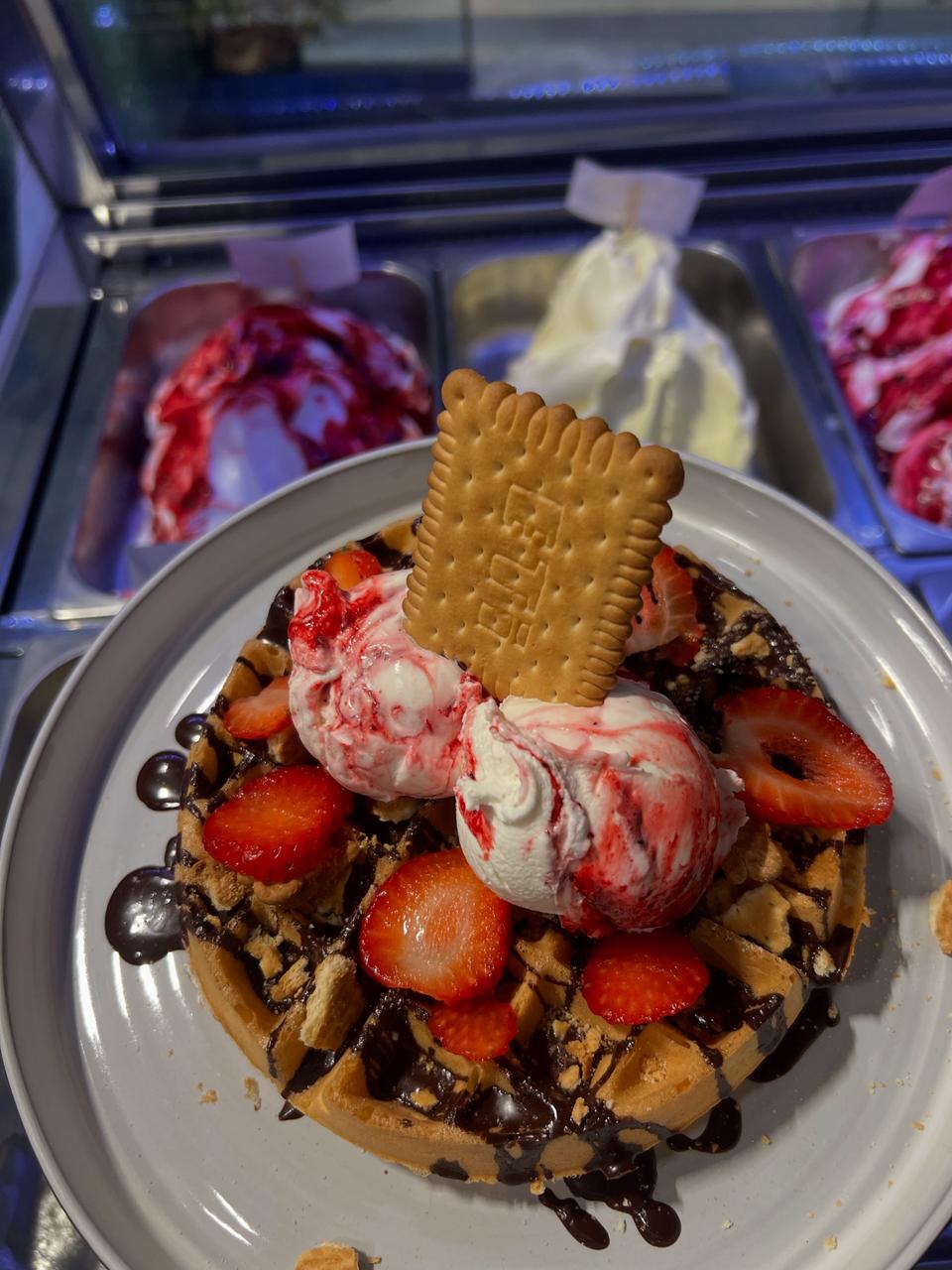 Nutella Strawberry Double Scoop Waffle